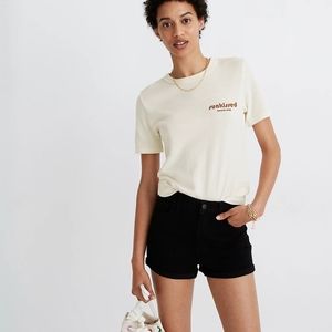 Sunkissed Beach Club Graphic Tomboy Tee size small